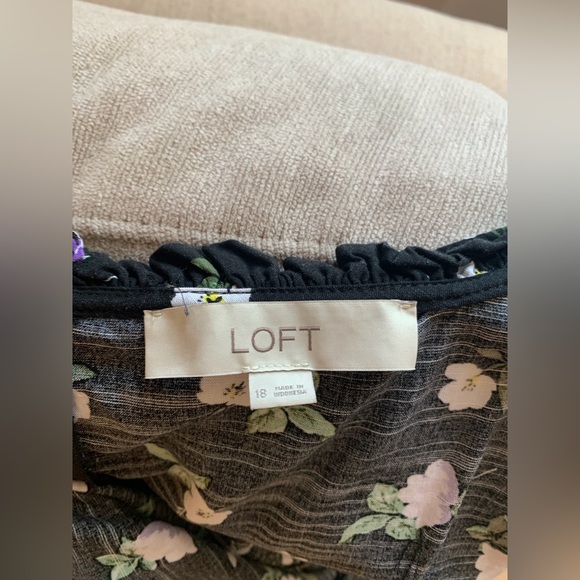 Floral LOFT Dress - Picture 5 of 5